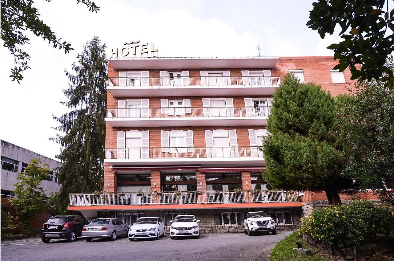 Hotel Alcazar Irun - Centro Ciudad